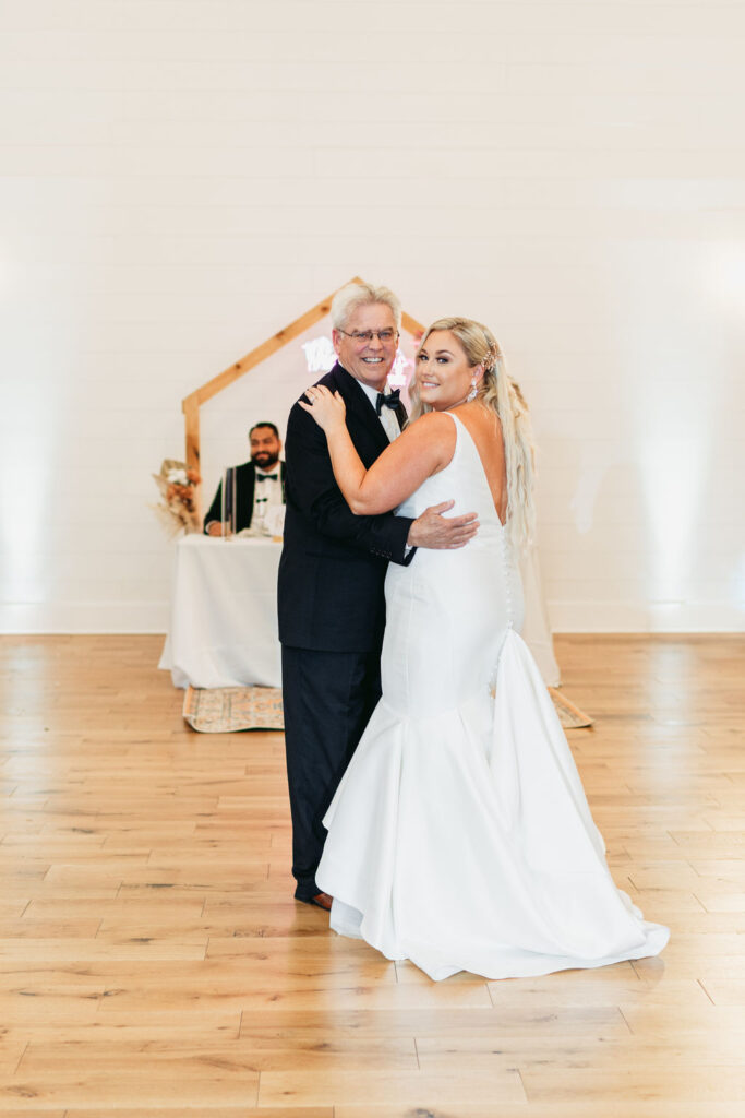 A stunning Myrtle Beach wedding at White Oaks Farm, featuring boho-inspired floral arrangements and a blend of American and Indian traditions.