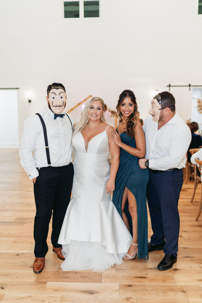 A stunning Myrtle Beach wedding at White Oaks Farm, featuring boho-inspired floral arrangements and a blend of American and Indian traditions.

