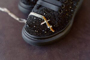 Moody fall bouquet with deep florals and candles | LGBTQ+ wedding inspiration Georgia