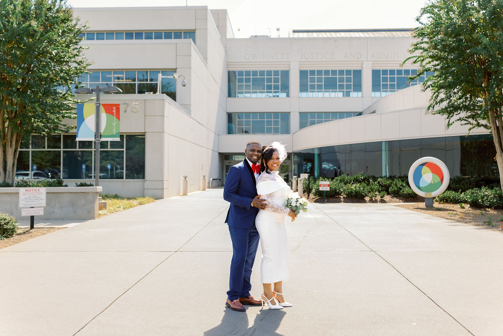 Couple portrait at Gwinnett Historic Courthouse wedding