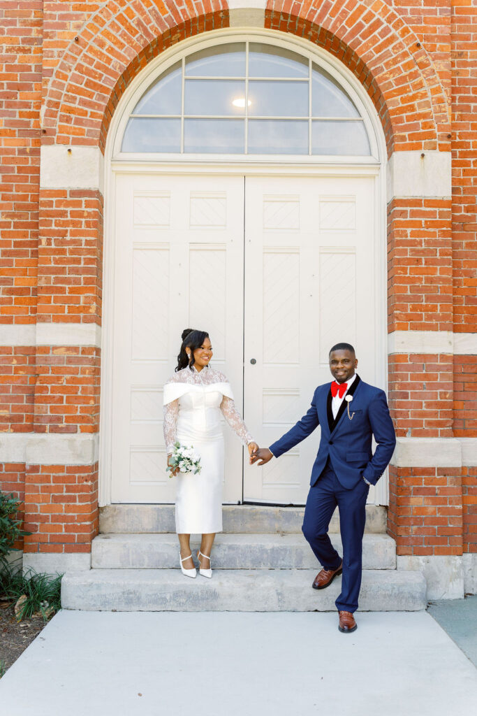 Bride and groom at Gwinnett Historic Courthouse in Lawrenceville