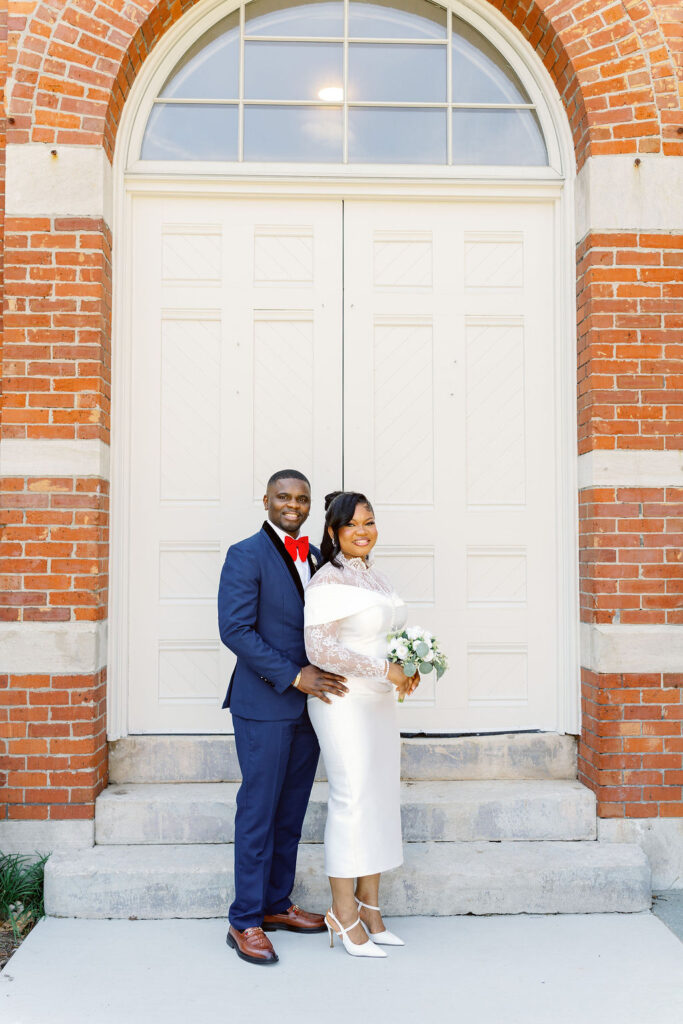 Bride and groom at Gwinnett Historic Courthouse in Lawrenceville