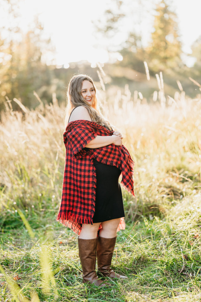 Golden Hour Maternity Shoot in Georgia